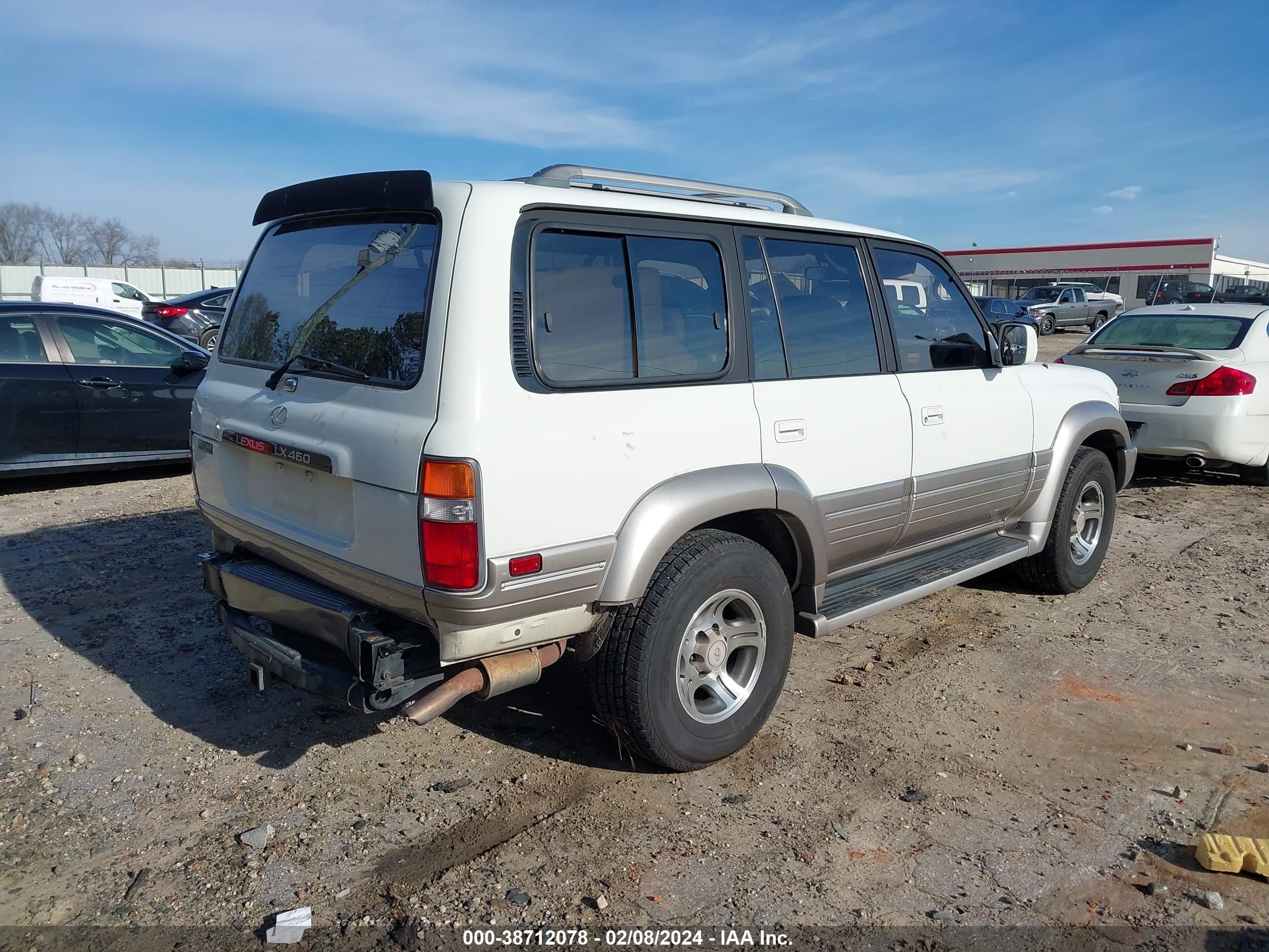 Photo 3 VIN: JT6HJ88J5V0178657 - LEXUS LX 