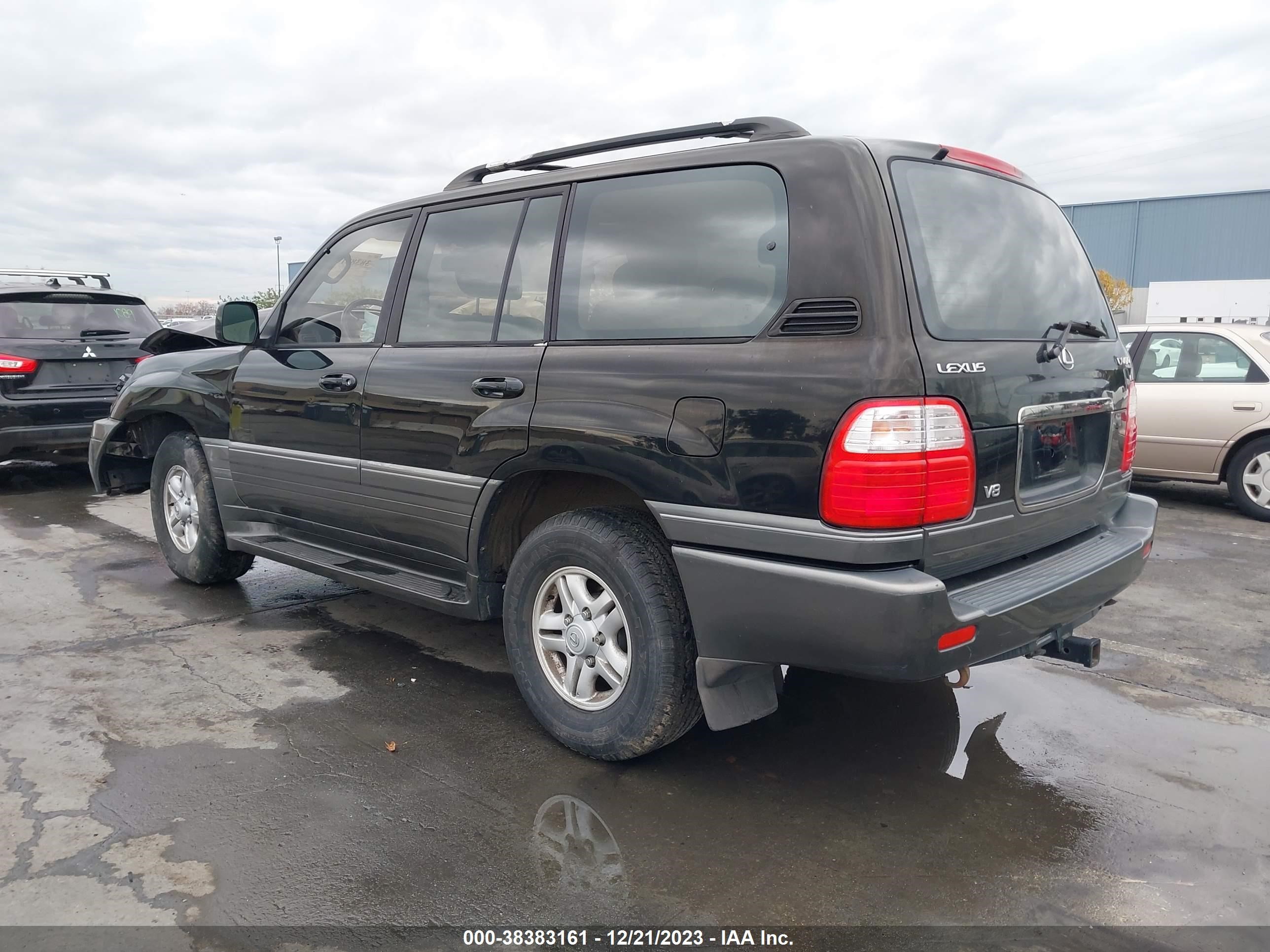 Photo 2 VIN: JT6HT00W0X0041387 - LEXUS LX 