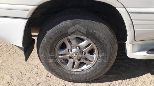 Photo 32 VIN: JT6HT00W2X0051581 - LEXUS LX 470 