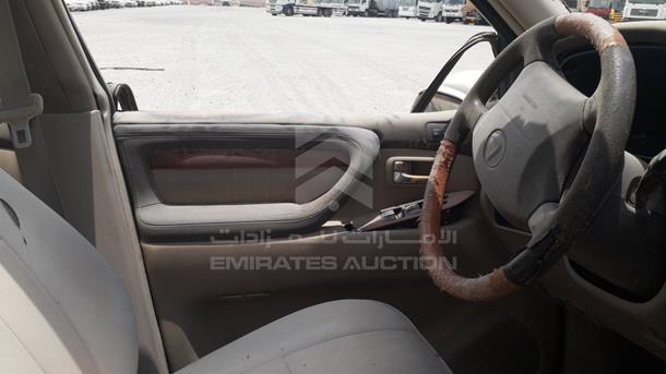 Photo 4 VIN: JT6HT00W2Y0105043 - LEXUS LX 470 