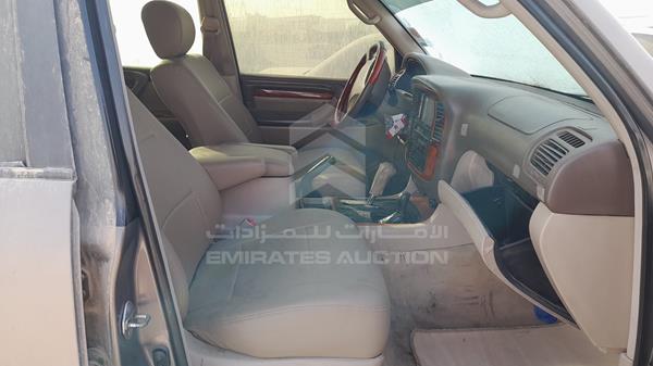 Photo 22 VIN: JT6HT00W6W0010742 - LEXUS LX 470 