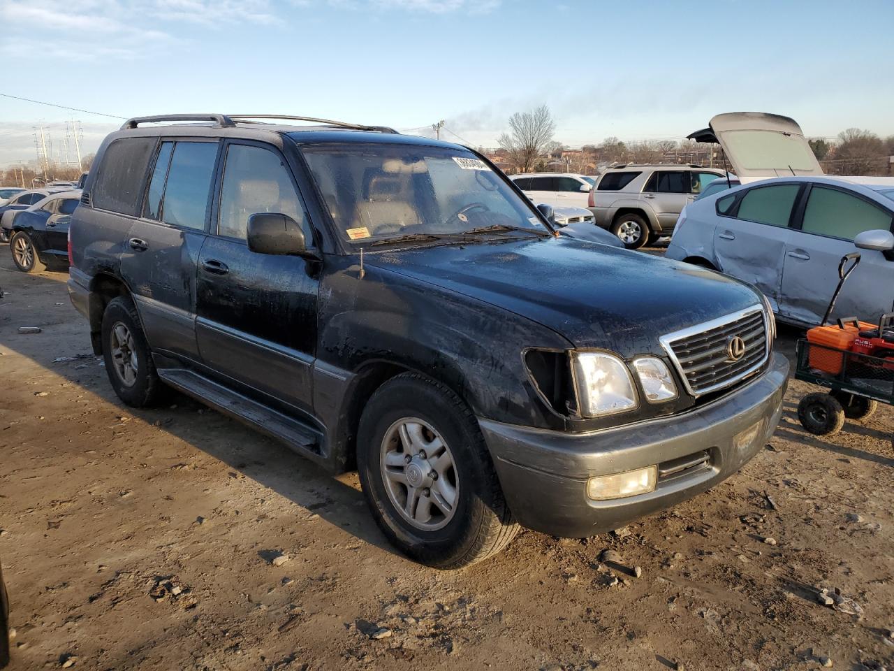 Photo 3 VIN: JT6HT00W7X0052211 - LEXUS LX 