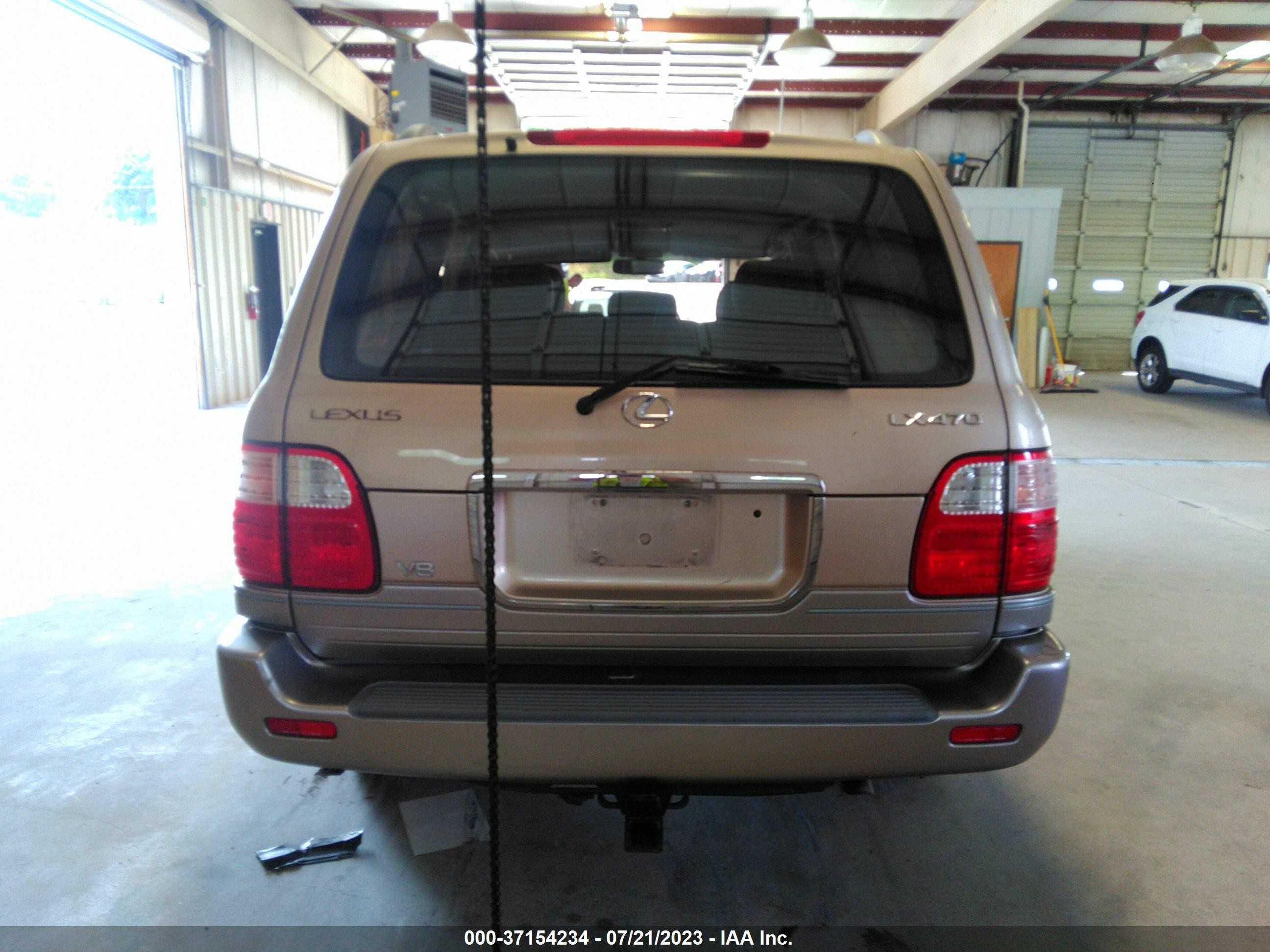 Photo 16 VIN: JT6HT00WXX0043406 - LEXUS LX 