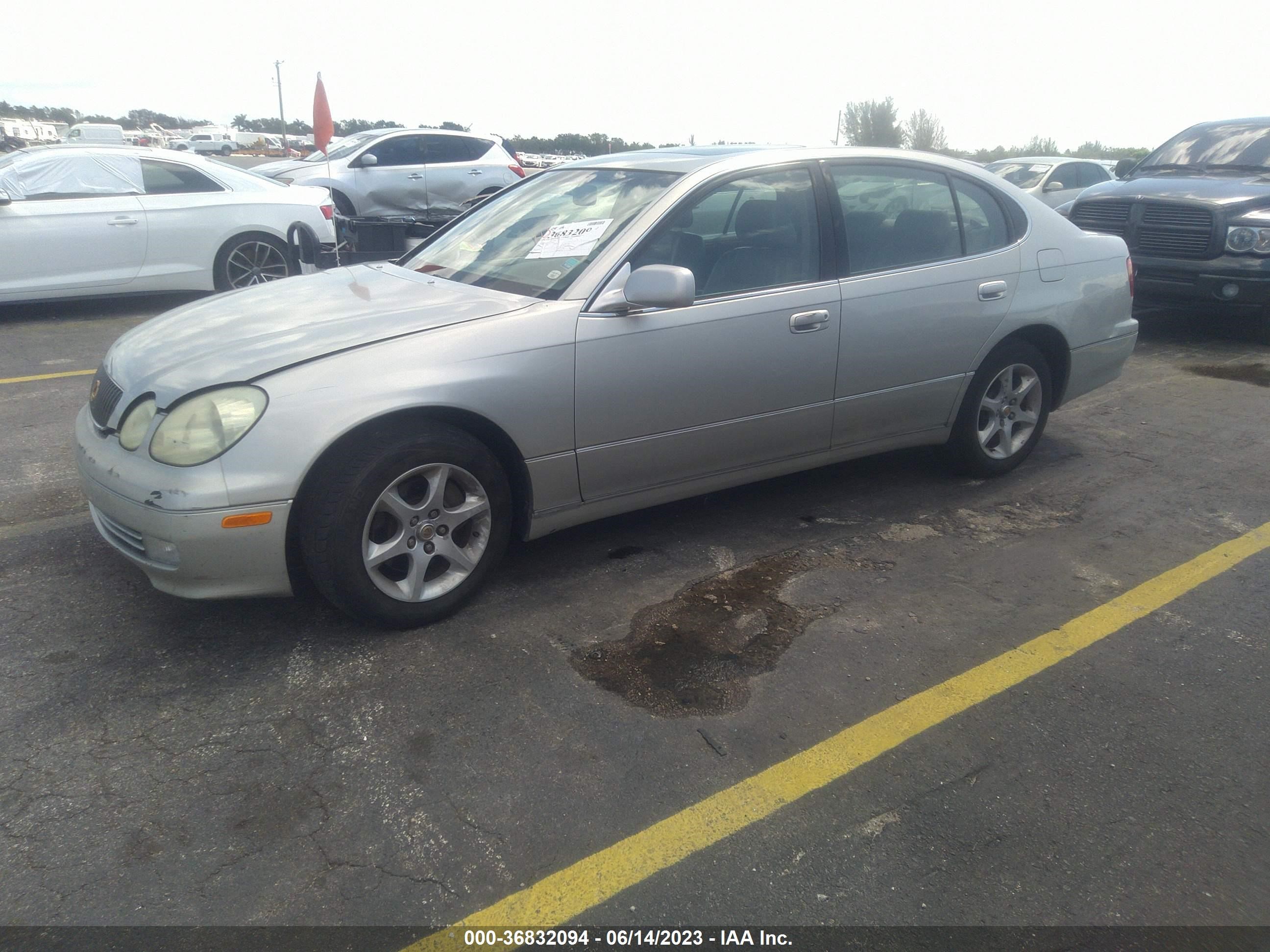 Photo 1 VIN: JT8BD69S610130904 - LEXUS GS 300 