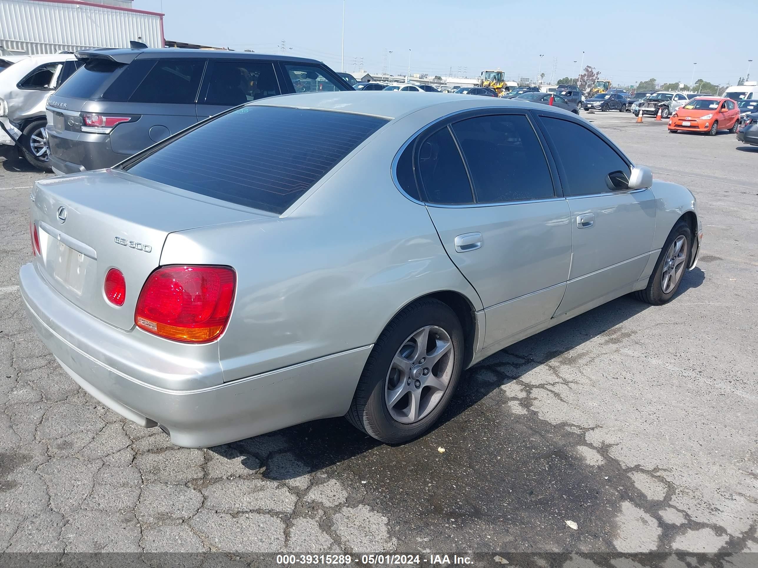 Photo 3 VIN: JT8BD69SX40194979 - LEXUS GS 300 