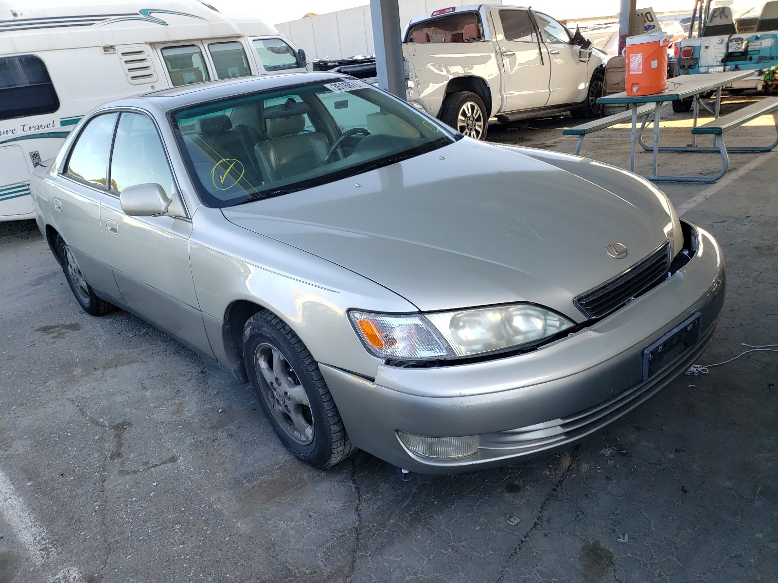 Photo 0 VIN: JT8BF22G0V0038623 - LEXUS ES 300 