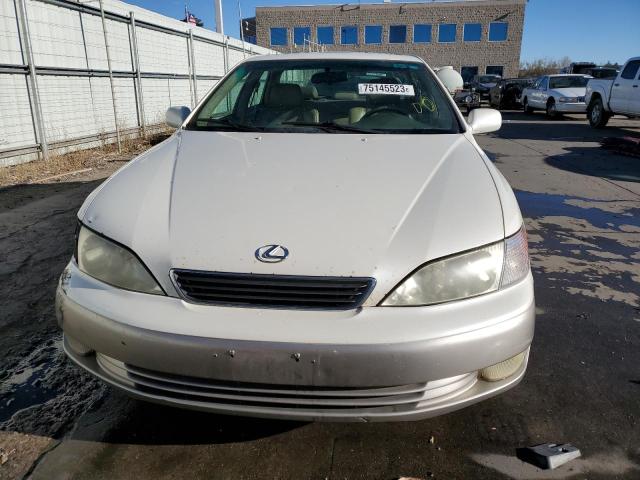 Photo 4 VIN: JT8BF22G0V0075185 - LEXUS ES300 