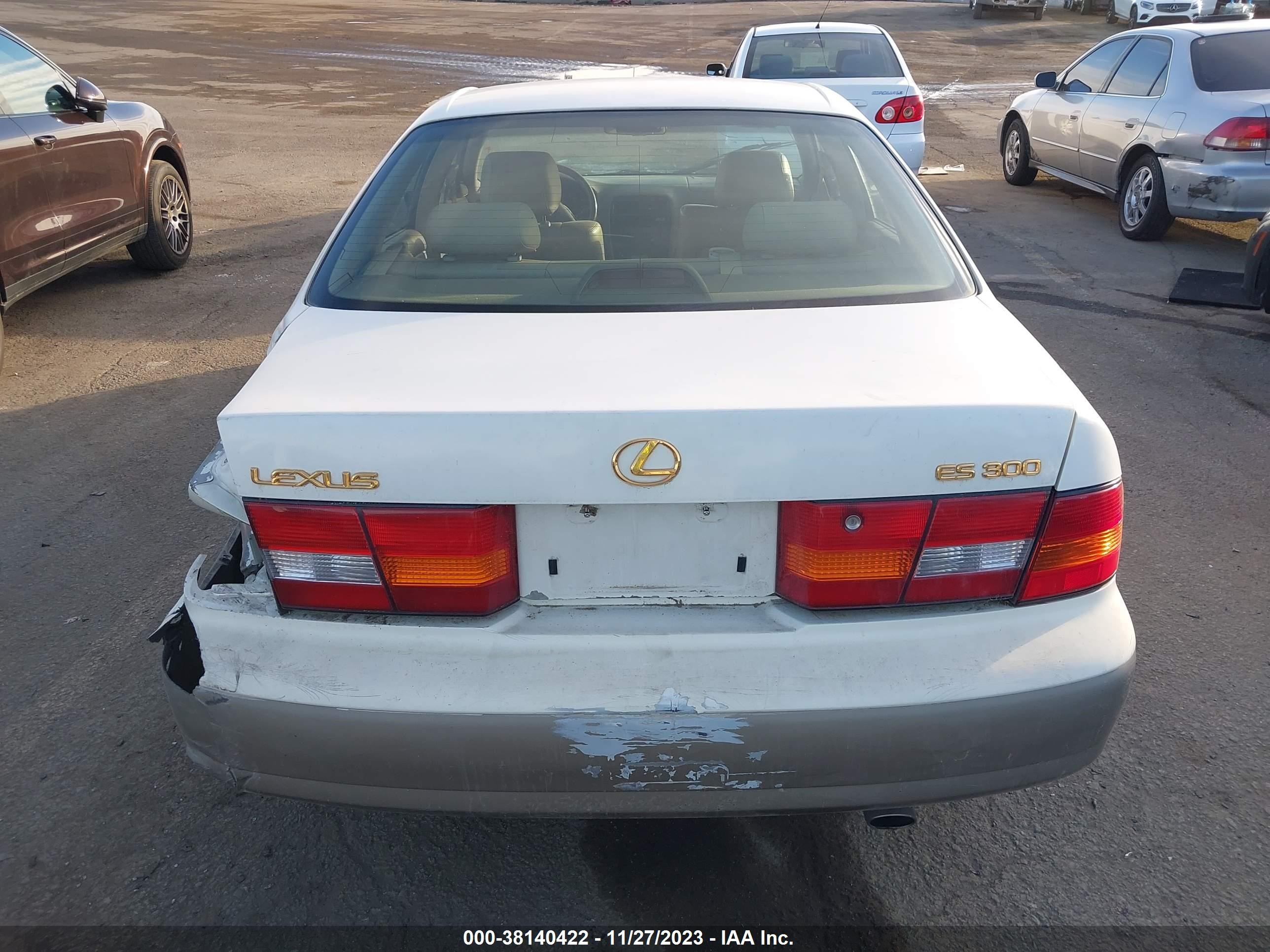 Photo 15 VIN: JT8BF22G1V0025217 - LEXUS ES 