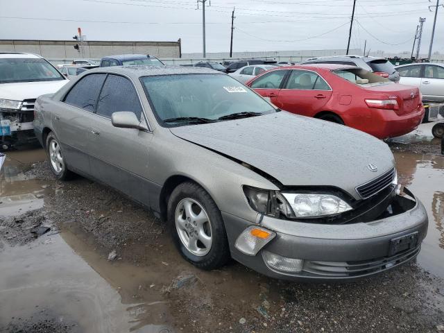 Photo 3 VIN: JT8BF22G1V0027985 - LEXUS ES300 