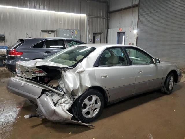 Photo 2 VIN: JT8BF22G1V0069637 - LEXUS ES300 