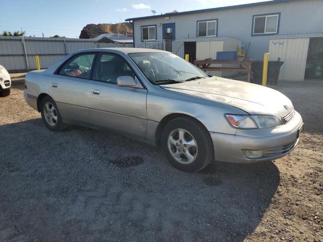 Photo 3 VIN: JT8BF22G2V0052345 - LEXUS ES 300 