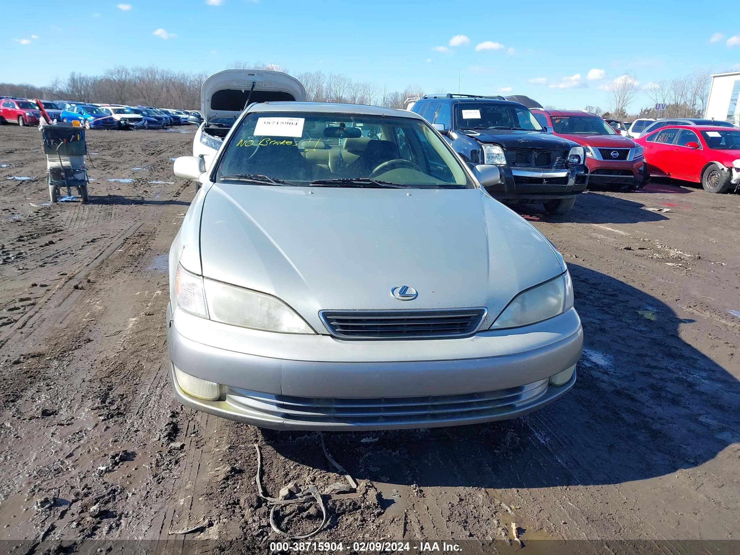 Photo 5 VIN: JT8BF22G6V0040411 - LEXUS ES 