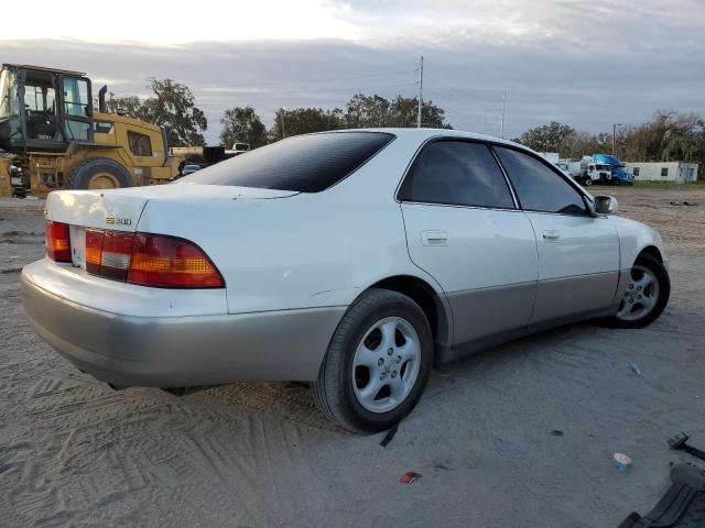 Photo 2 VIN: JT8BF22G7V5003631 - LEXUS ES 300 