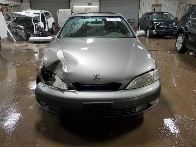 Photo 4 VIN: JT8BF22GXV0061648 - LEXUS ES300 