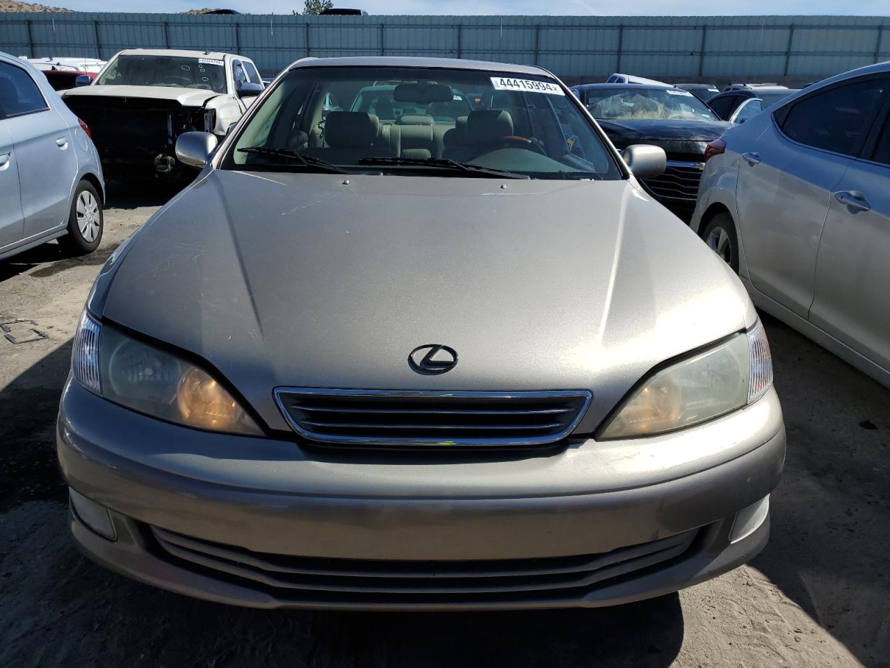 Photo 4 VIN: JT8BF28G0Y0280789 - LEXUS ES 