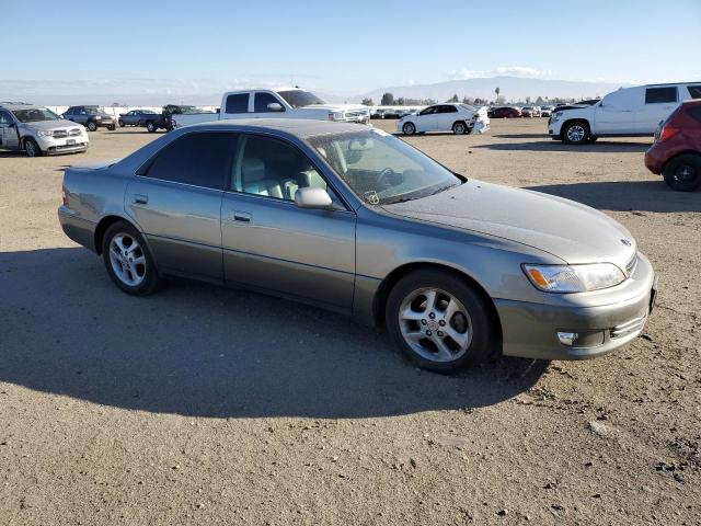 Photo 3 VIN: JT8BF28G0Y5101024 - LEXUS ES300 