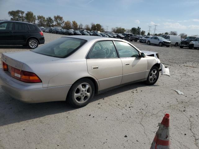 Photo 2 VIN: JT8BF28G1W5016867 - LEXUS ES 300 