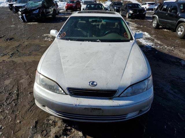 Photo 4 VIN: JT8BF28G2W5027358 - LEXUS ES300 