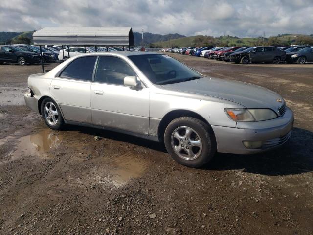 Photo 3 VIN: JT8BF28G3W5031595 - LEXUS ES300 