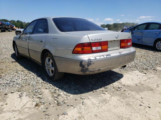 Photo 2 VIN: JT8BF28G4W5017835 - LEXUS ES 300 