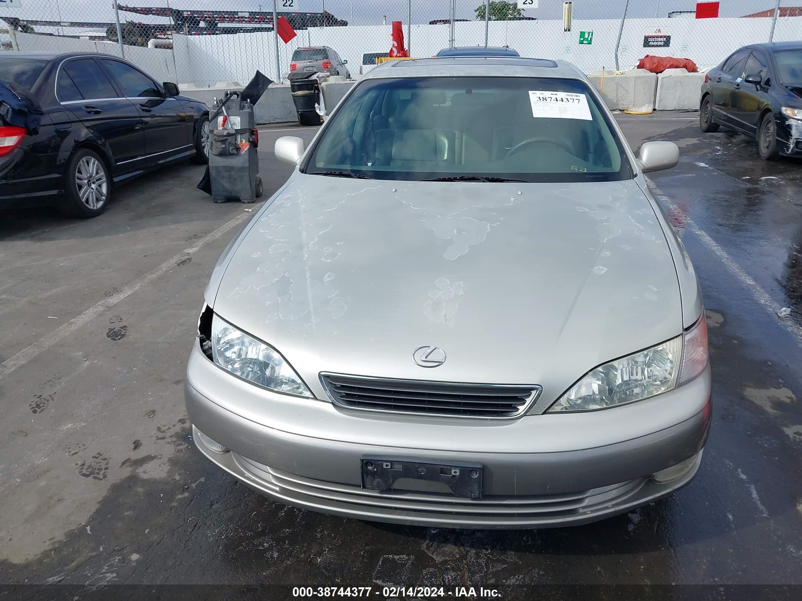 Photo 11 VIN: JT8BF28G5X0230565 - LEXUS ES 