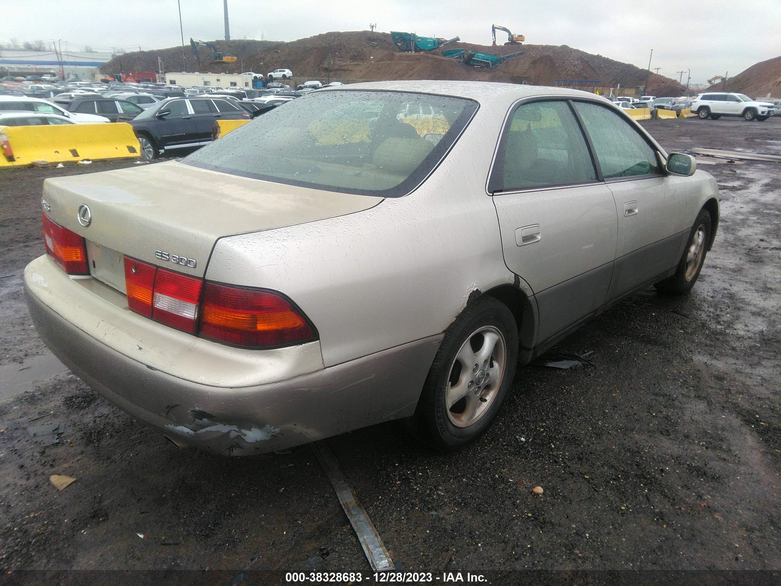 Photo 3 VIN: JT8BF28G6W5026228 - LEXUS ES 