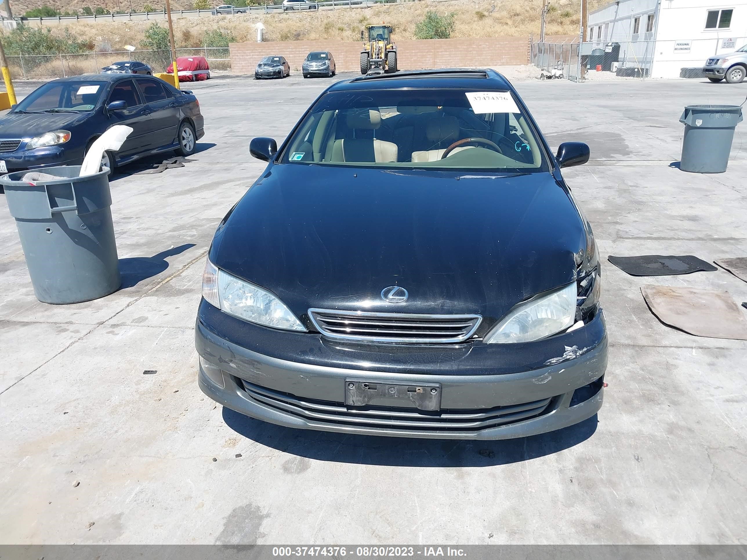 Photo 10 VIN: JT8BF28G810311714 - LEXUS ES 