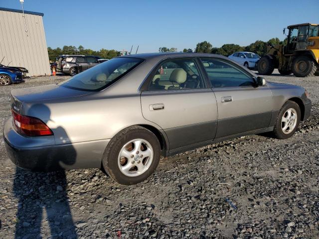 Photo 2 VIN: JT8BF28G9W0117376 - LEXUS ES 300 