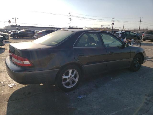 Photo 2 VIN: JT8BF28GX15105555 - LEXUS ES300 