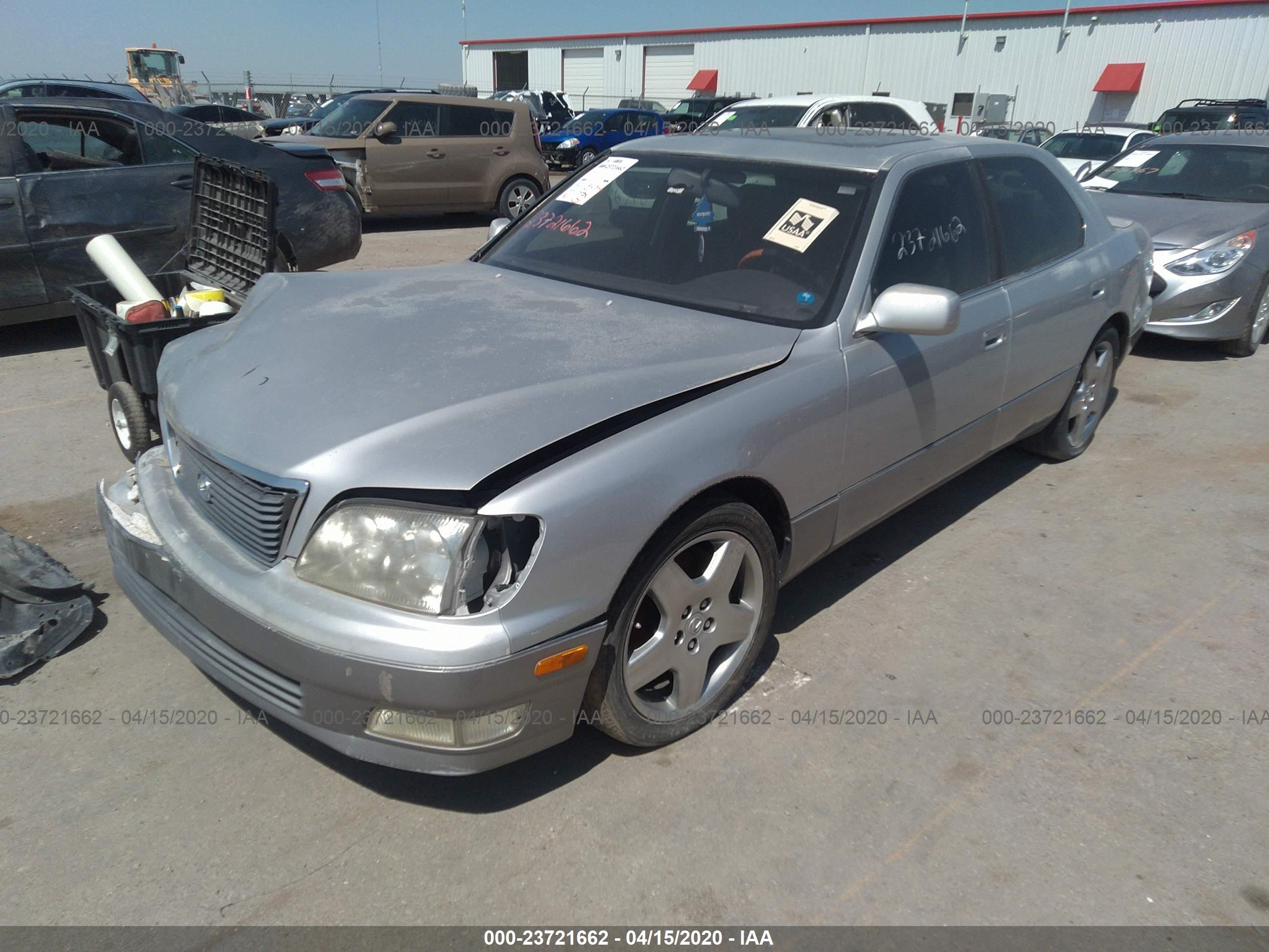 Photo 1 VIN: JT8BH28F0Y0171685 - LEXUS LS 