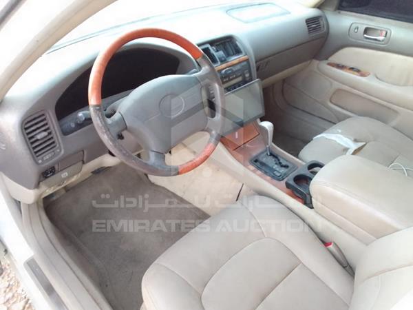 Photo 1 VIN: JT8BH28F1Y0179343 - LEXUS LS400 