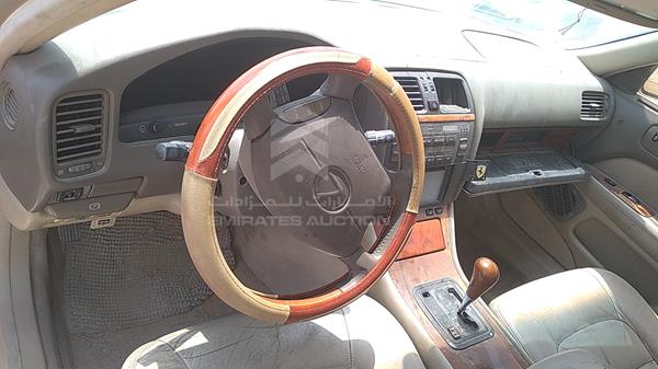 Photo 15 VIN: JT8BH28F1Y0179410 - LEXUS LS400 