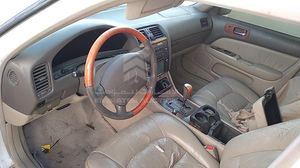 Photo 13 VIN: JT8BH28F2W0134280 - LEXUS LS400 