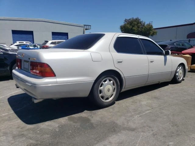 Photo 2 VIN: JT8BH28F5V0097398 - LEXUS LS 400 