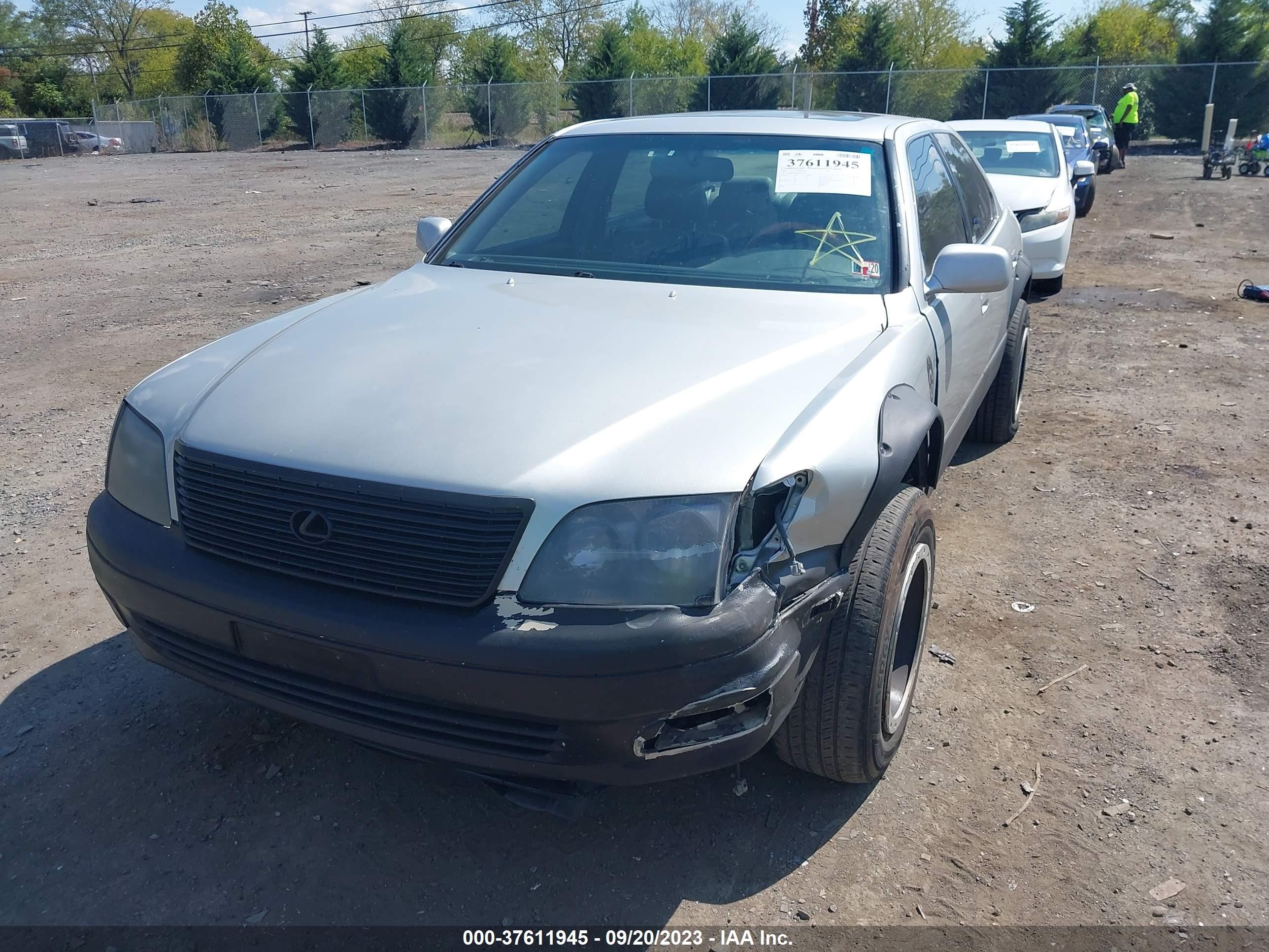 Photo 5 VIN: JT8BH28F5W0128179 - LEXUS LS 