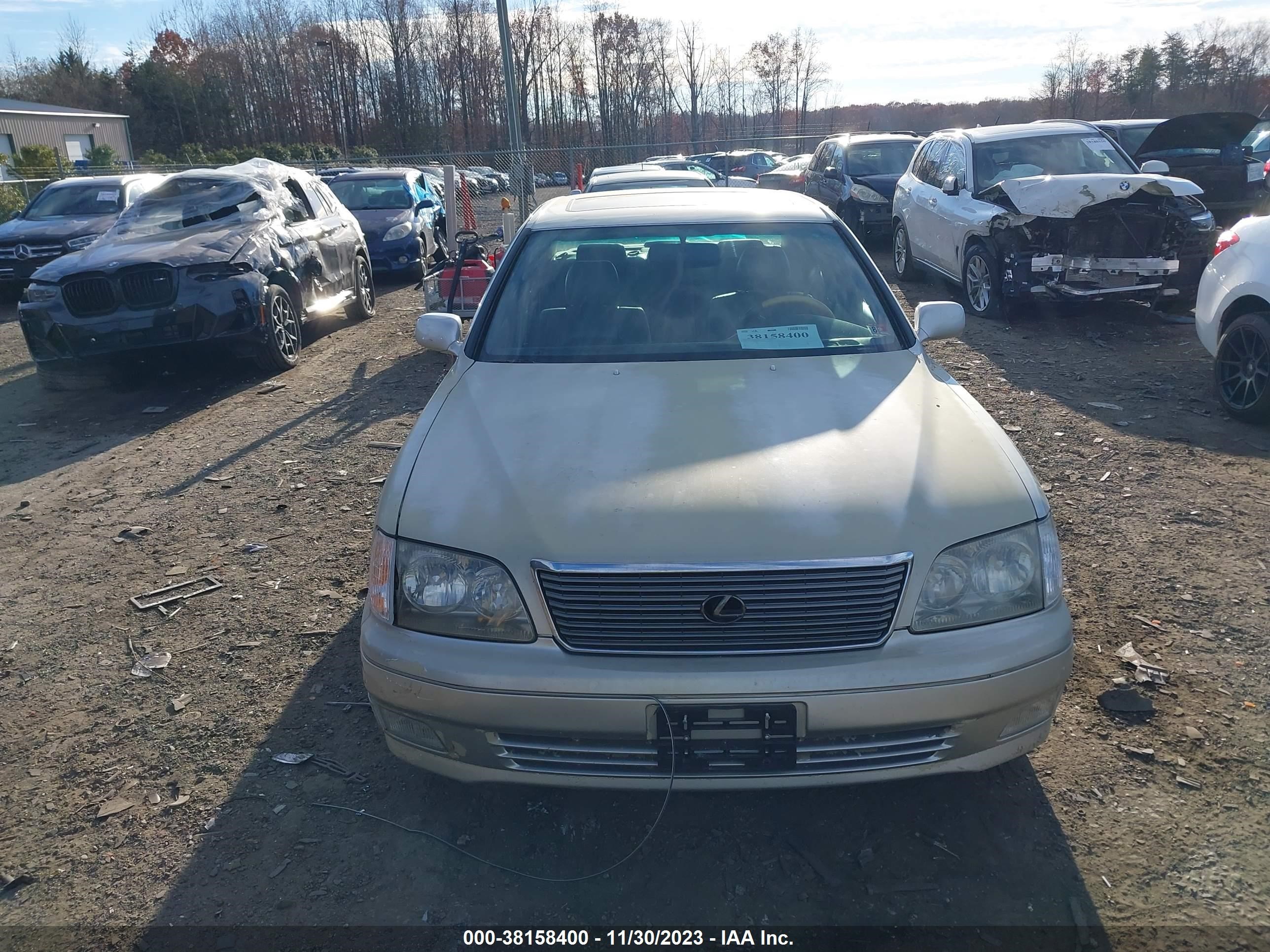 Photo 11 VIN: JT8BH28F5Y0179958 - LEXUS LS 