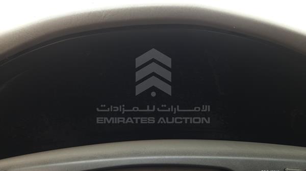 Photo 15 VIN: JT8BH28F8W0132923 - LEXUS LS400 