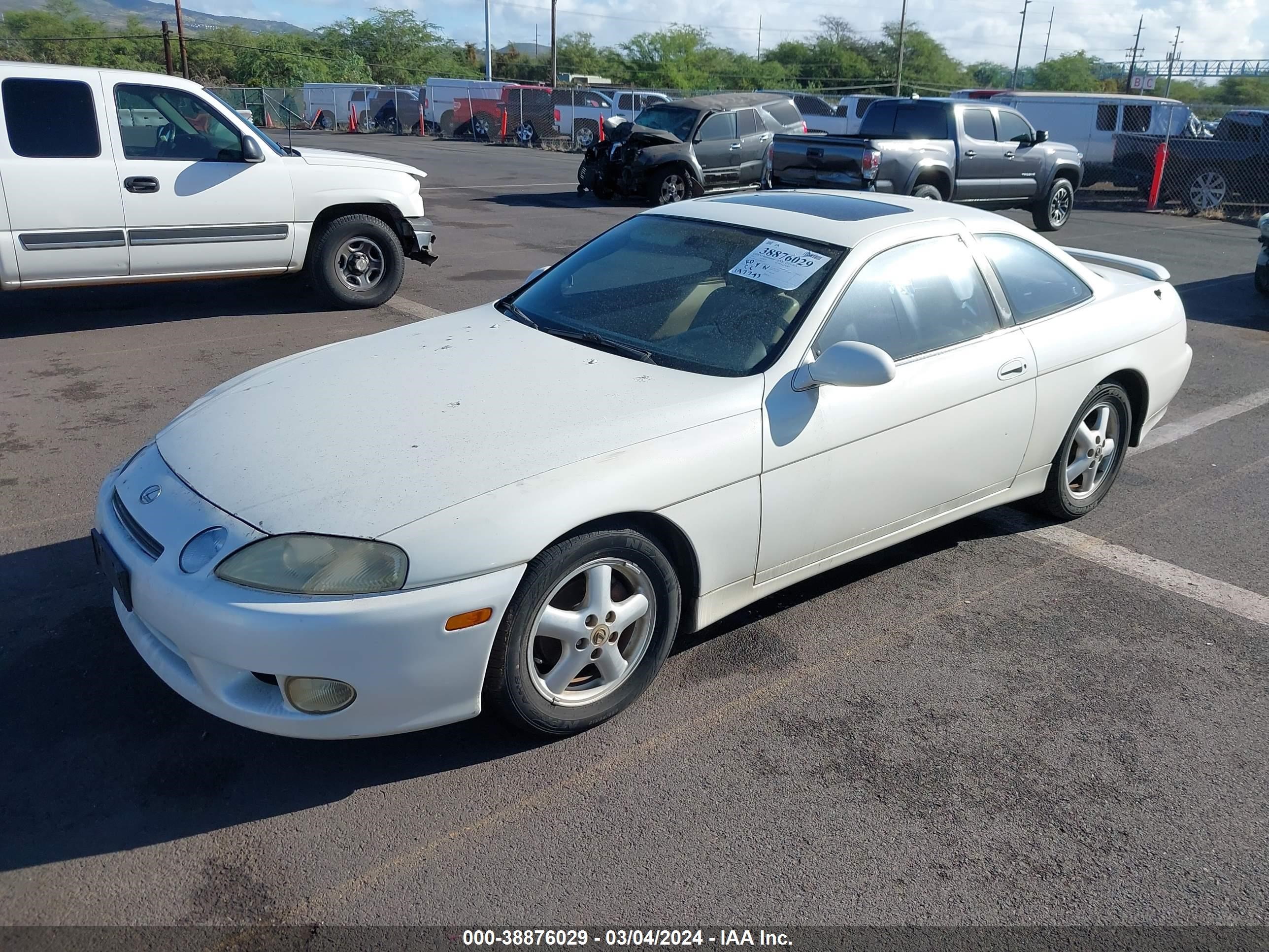 Photo 1 VIN: JT8CD32Z1V0040074 - LEXUS SC 