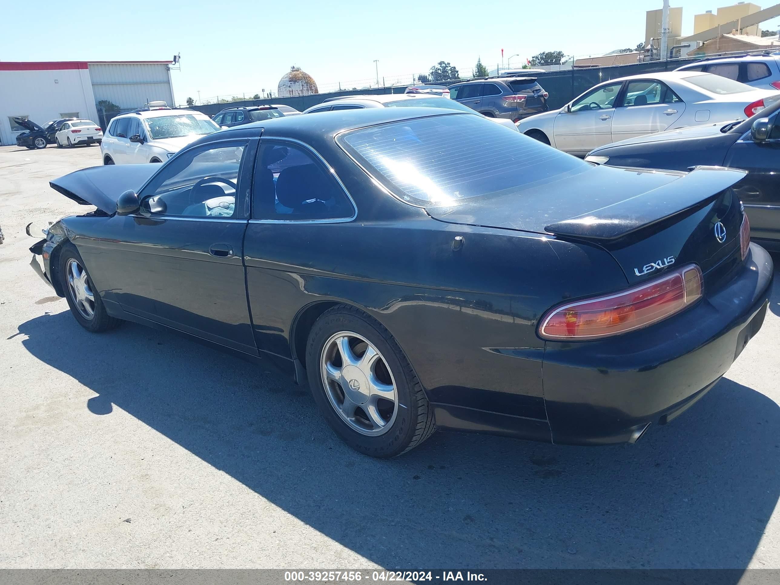 Photo 2 VIN: JT8CD32Z8V1000116 - LEXUS SC 