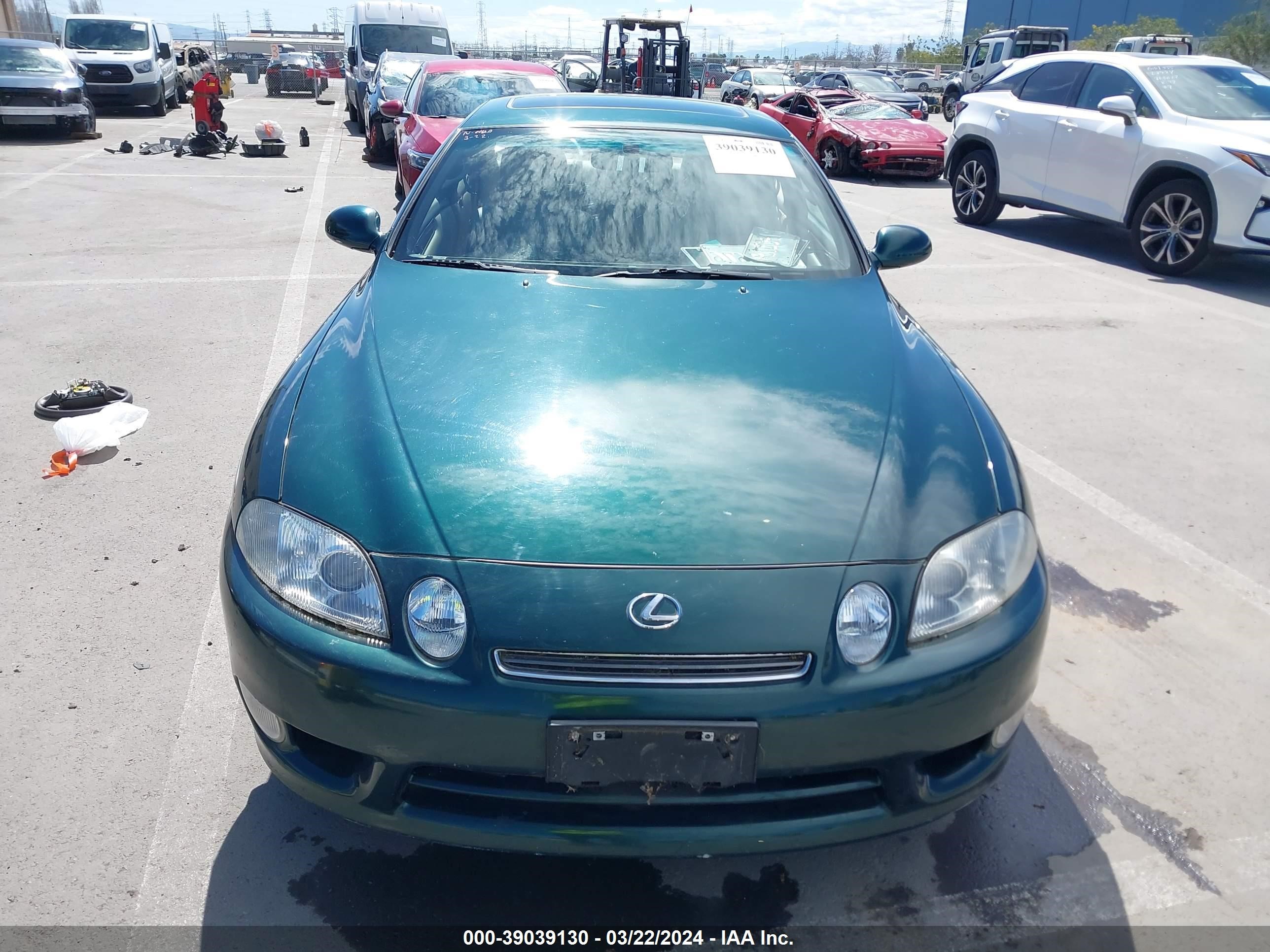 Photo 11 VIN: JT8CH32Y6Y1002995 - LEXUS SC 