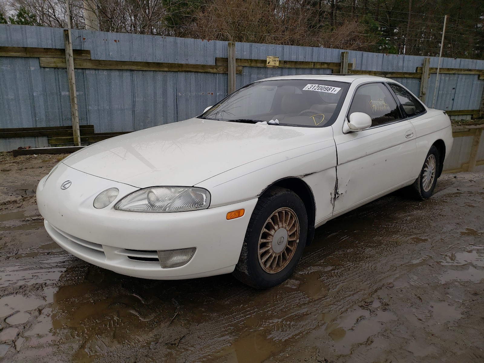 Photo 1 VIN: JT8JZ31C0P0011044 - LEXUS SC 300 