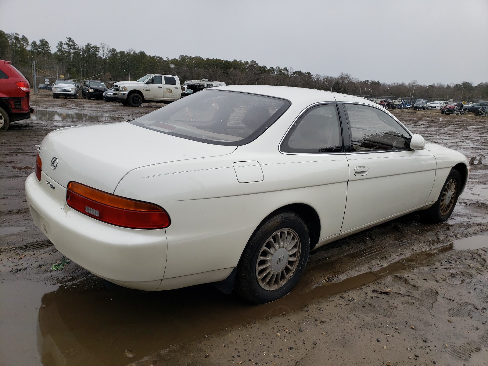 Photo 3 VIN: JT8JZ31C0P0011044 - LEXUS SC 300 