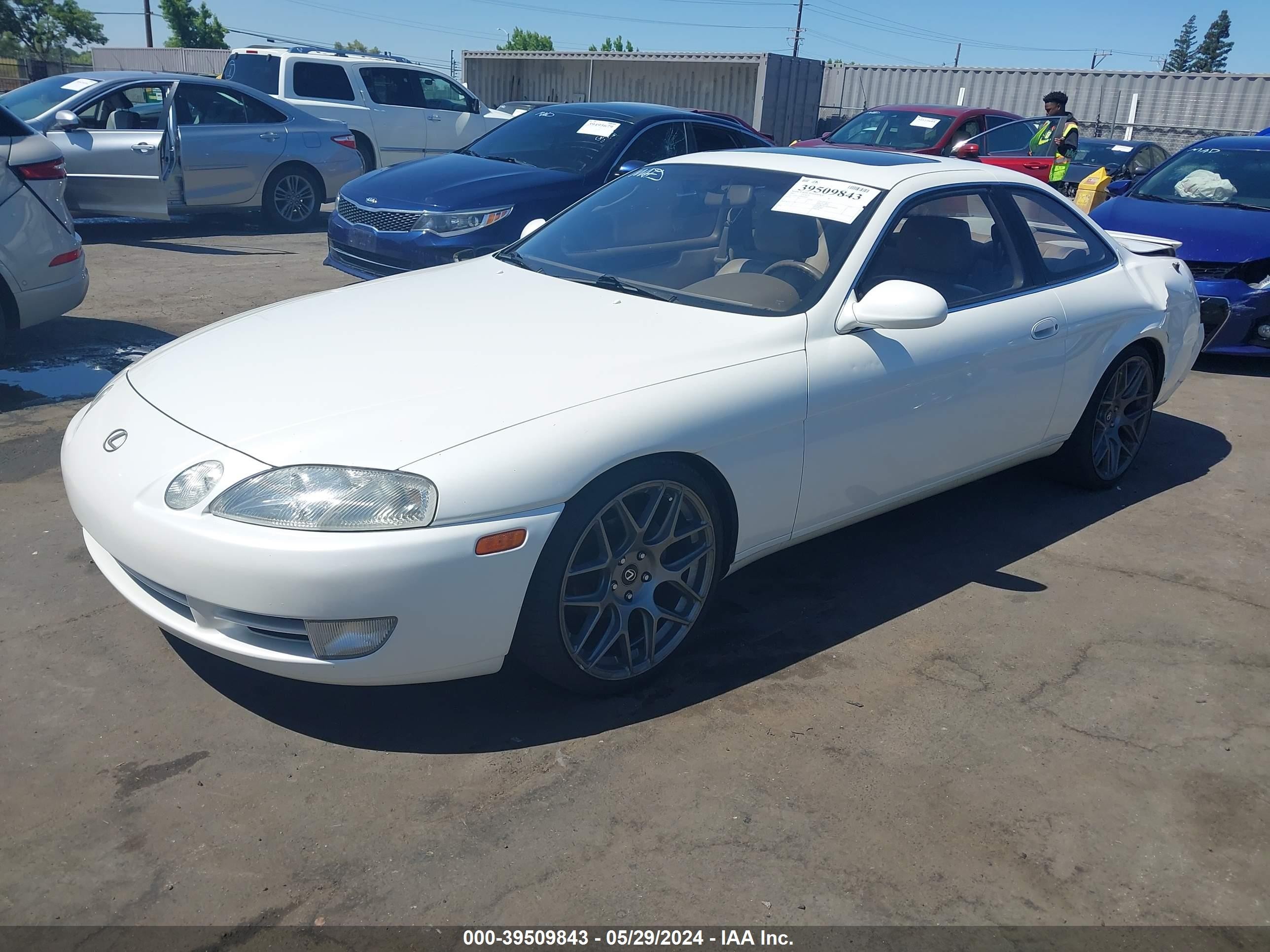 Photo 1 VIN: JT8JZ31C0P0016504 - LEXUS SC 