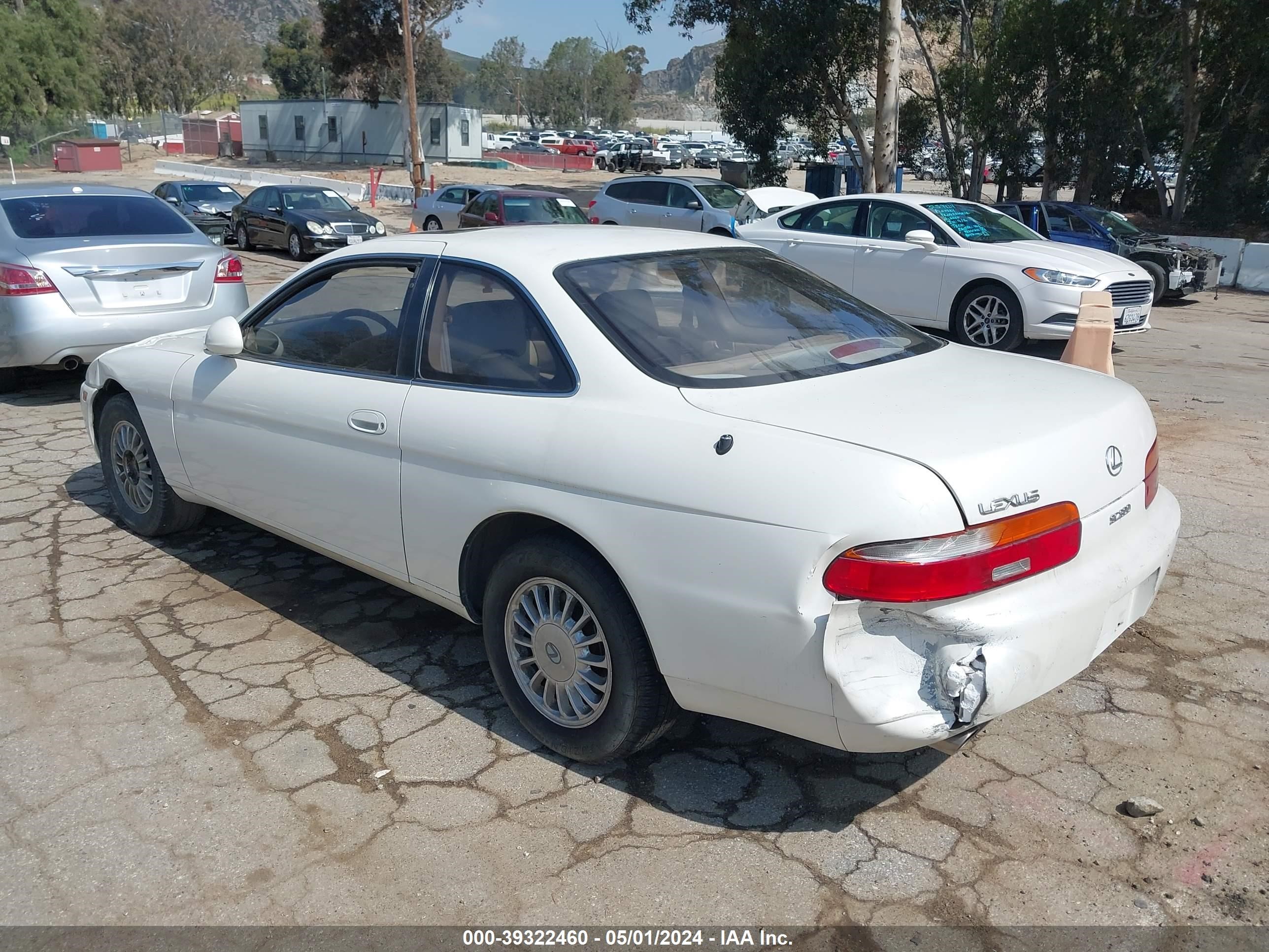 Photo 2 VIN: JT8JZ31C5P0014263 - LEXUS SC 