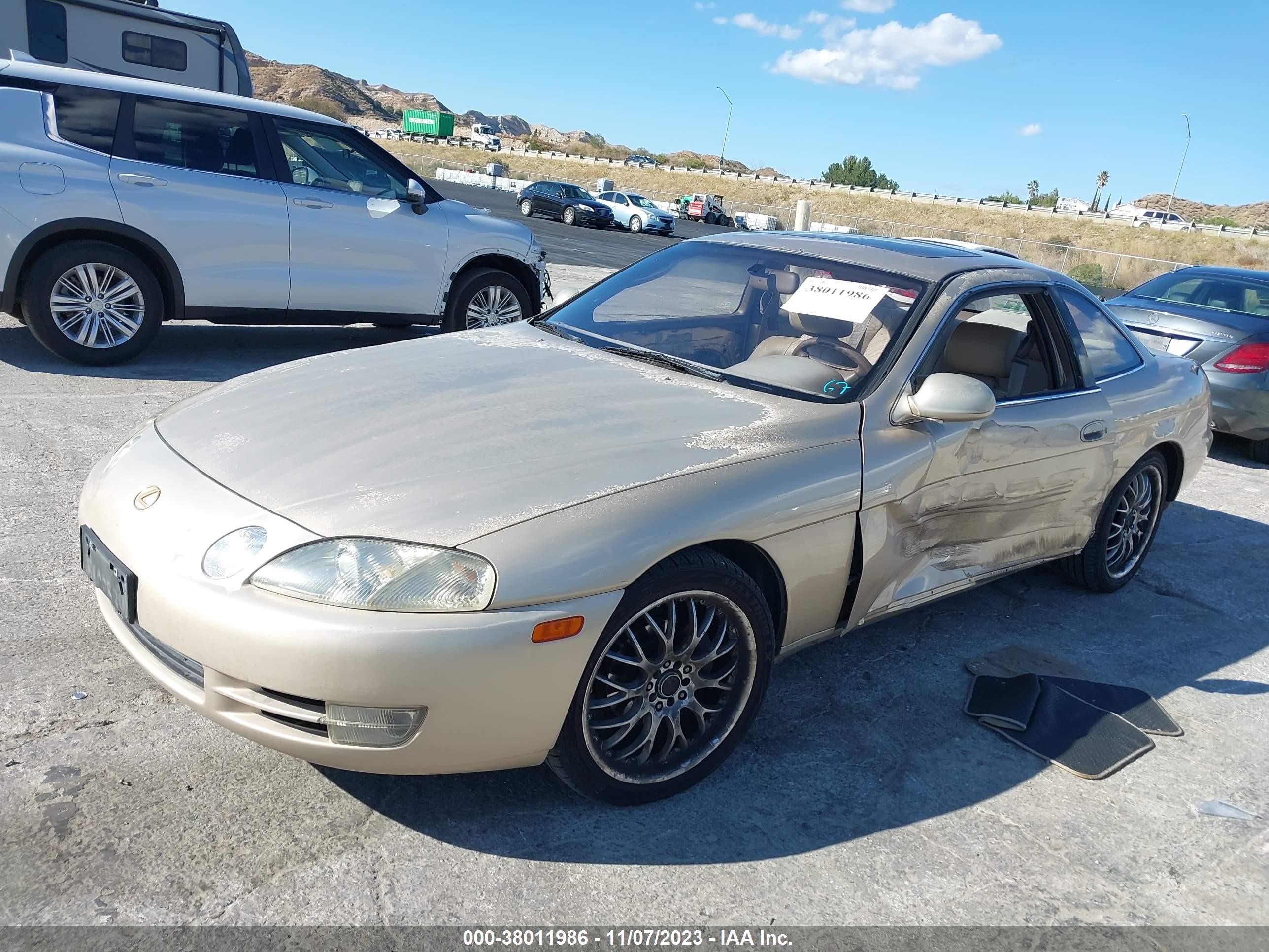 Photo 1 VIN: JT8JZ31CXS0021203 - LEXUS SC 