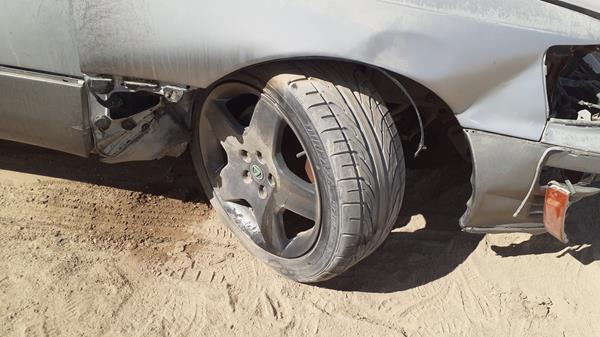 Photo 24 VIN: JT8UF11E0P0185871 - LEXUS LS400 