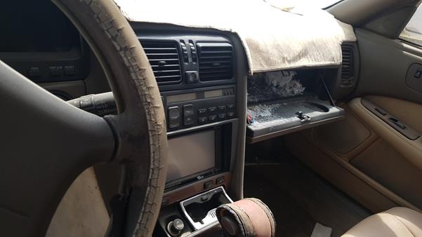Photo 13 VIN: JT8UF11E2P0172605 - LEXUS LS400 
