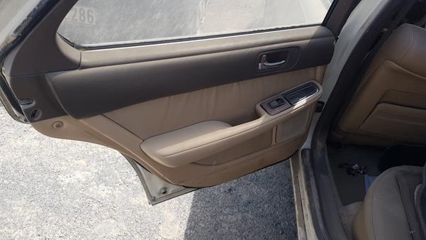 Photo 15 VIN: JT8UF11E2P0172605 - LEXUS LS400 