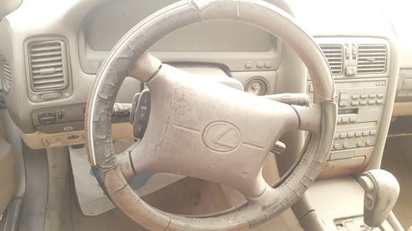 Photo 13 VIN: JT8UF11E6P0165706 - LEXUS LS400 