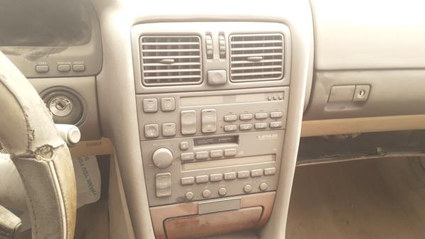Photo 16 VIN: JT8UF11E6P0165706 - LEXUS LS400 